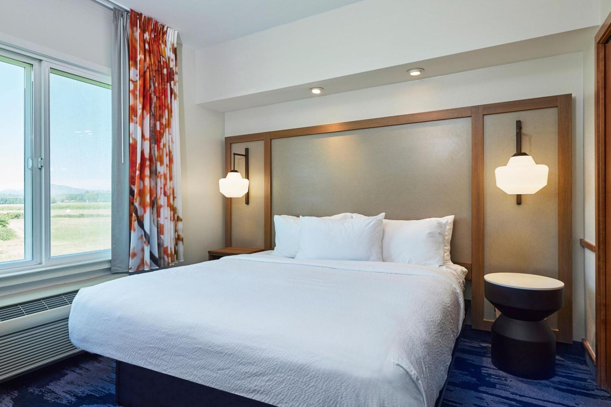 Fairfield Inn & Suites Burlington Eksteriør billede
