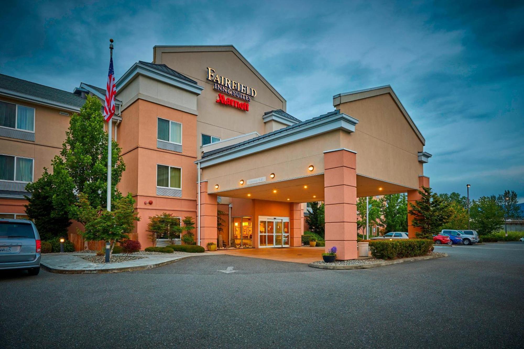 Fairfield Inn & Suites Burlington Eksteriør billede