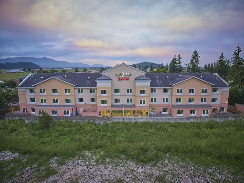 Fairfield Inn & Suites Burlington Eksteriør billede